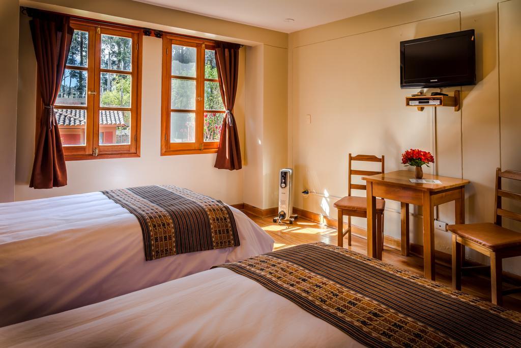 Hotel Pakaritampu Ollantaytambo Bagian luar foto