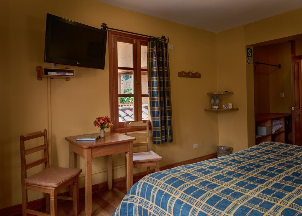 Hotel Pakaritampu Ollantaytambo Bagian luar foto