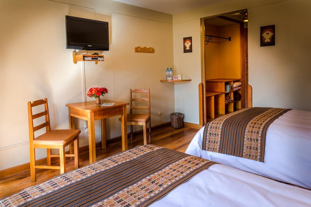 Hotel Pakaritampu Ollantaytambo Bagian luar foto